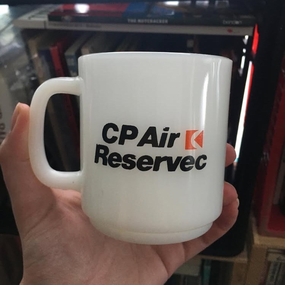 1970 G L A S B A K E Cp A I R reserve mug